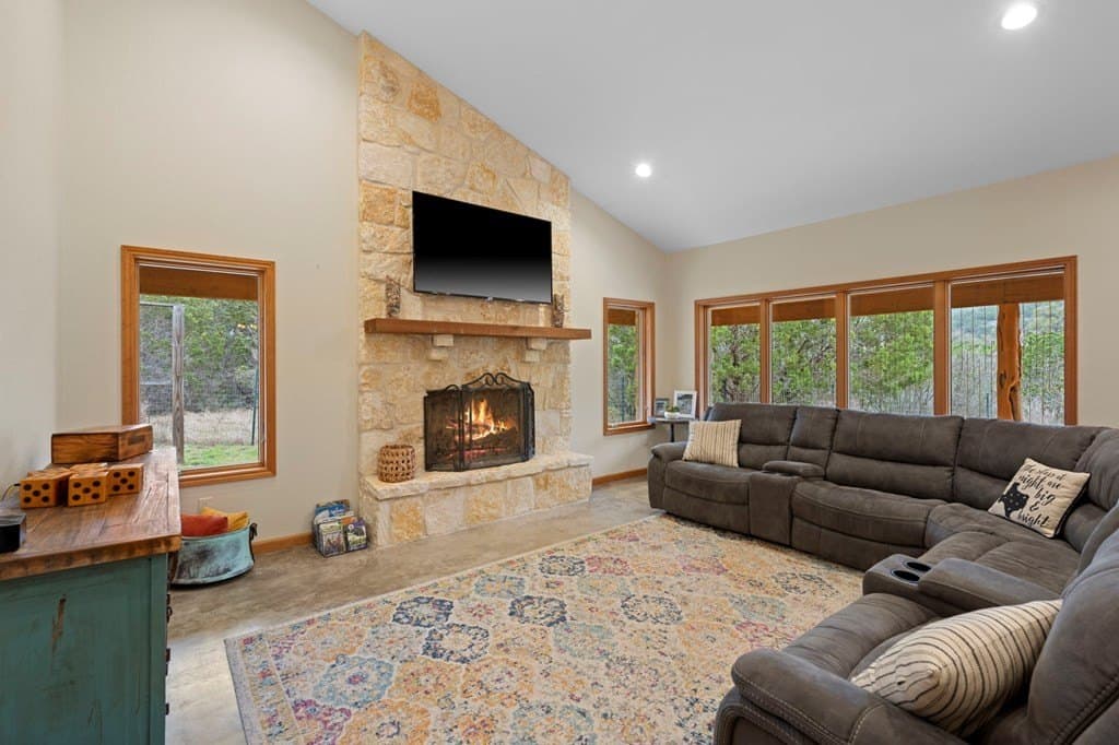 10.8 acres in Real County - photo 8