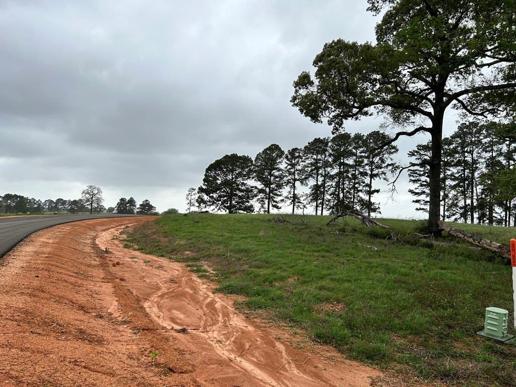 5 acres in Texas County - photo 5