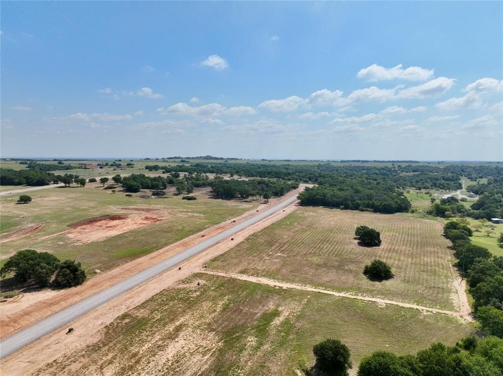 1.98 acres in Parker County gallery image 4
