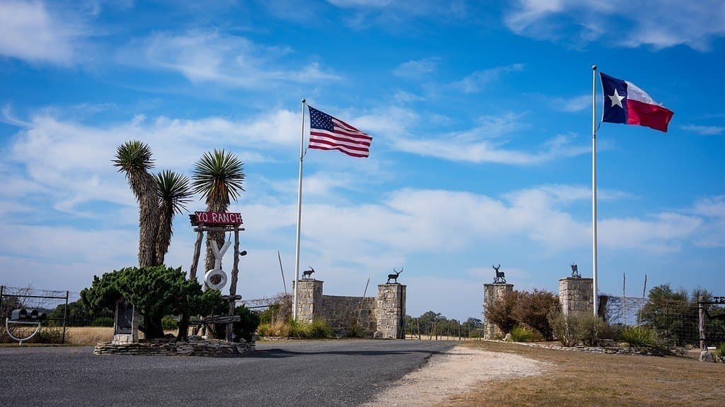 128.44 acres in Kerr County