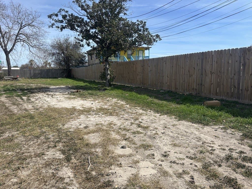 0.08 acres in Nueces County - photo 3