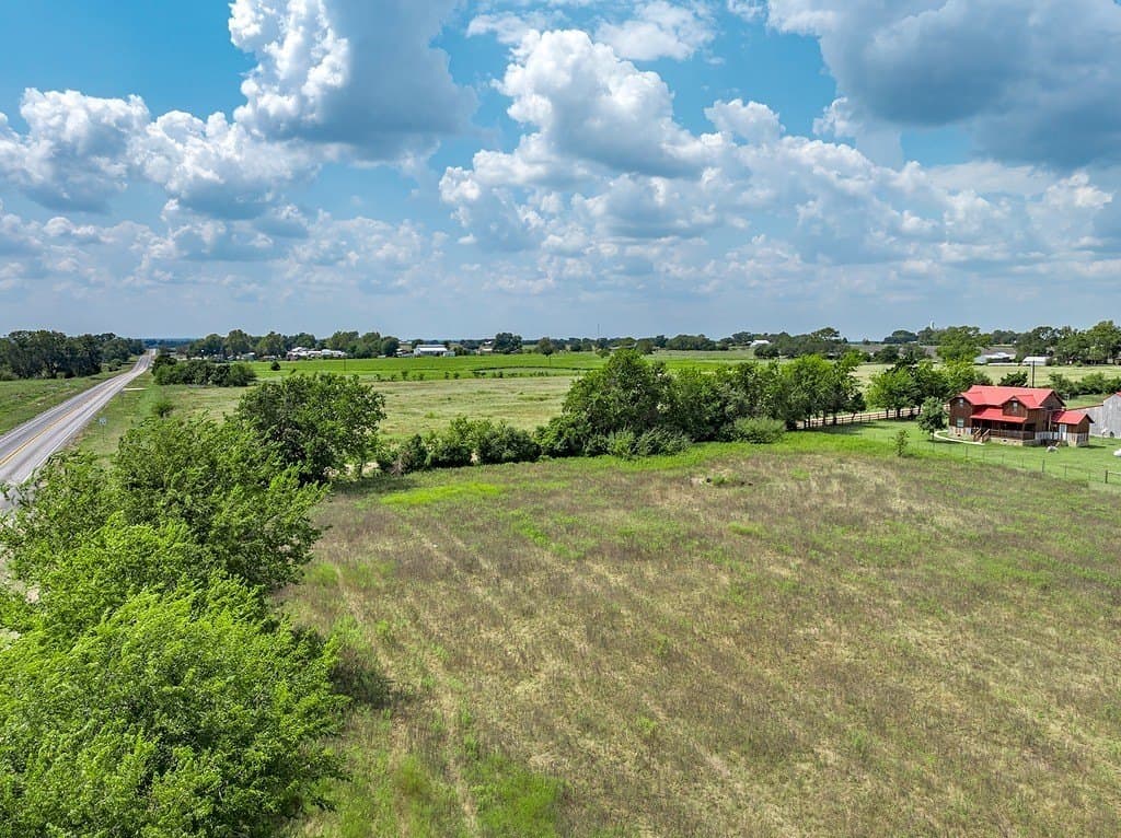 5 acres in Fayette County - photo 8