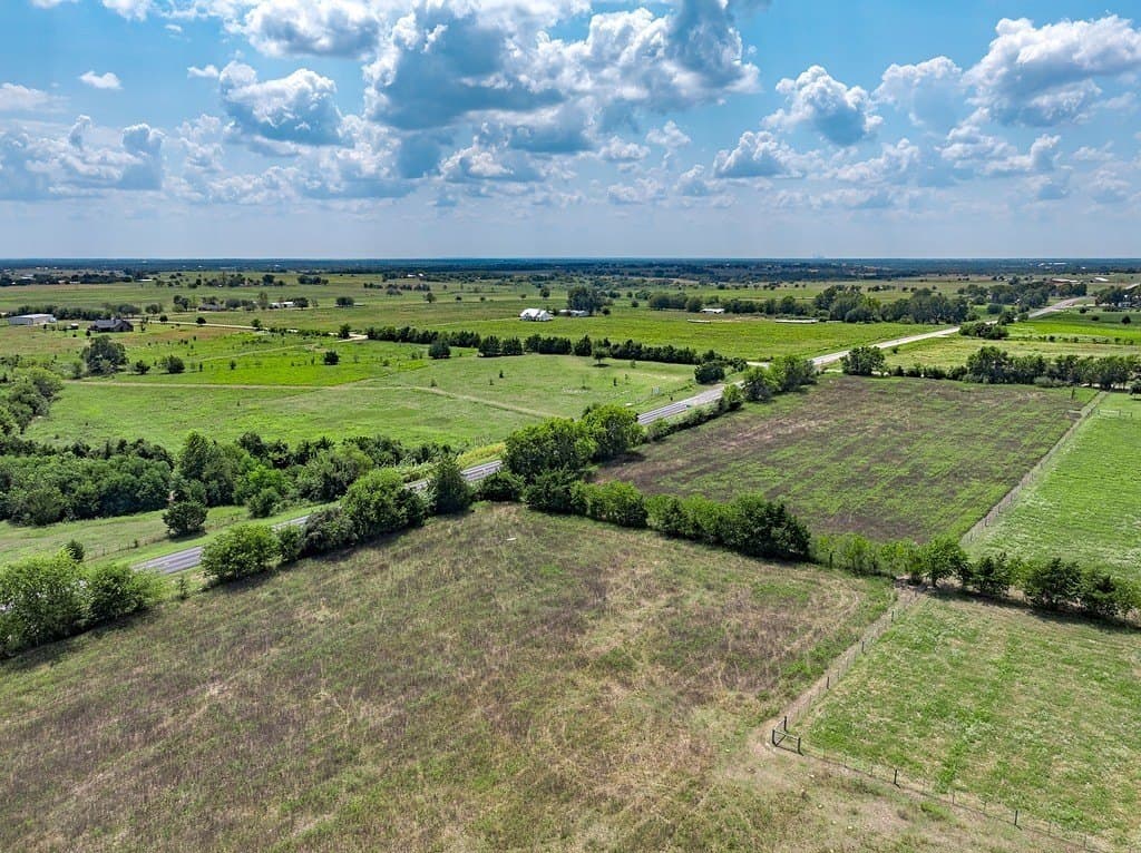 5 acres in Fayette County gallery image 2
