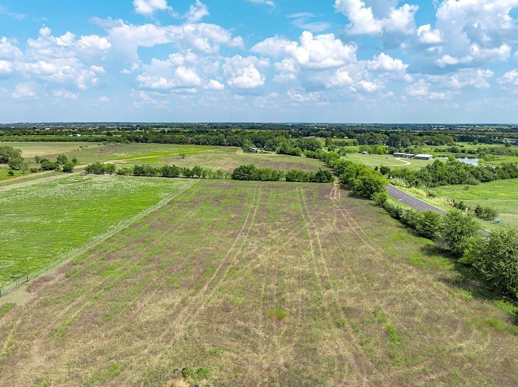 5 acres in Fayette County gallery image 3