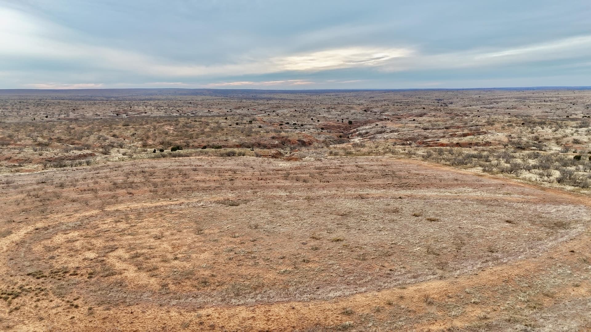 320 acres in Cottle County