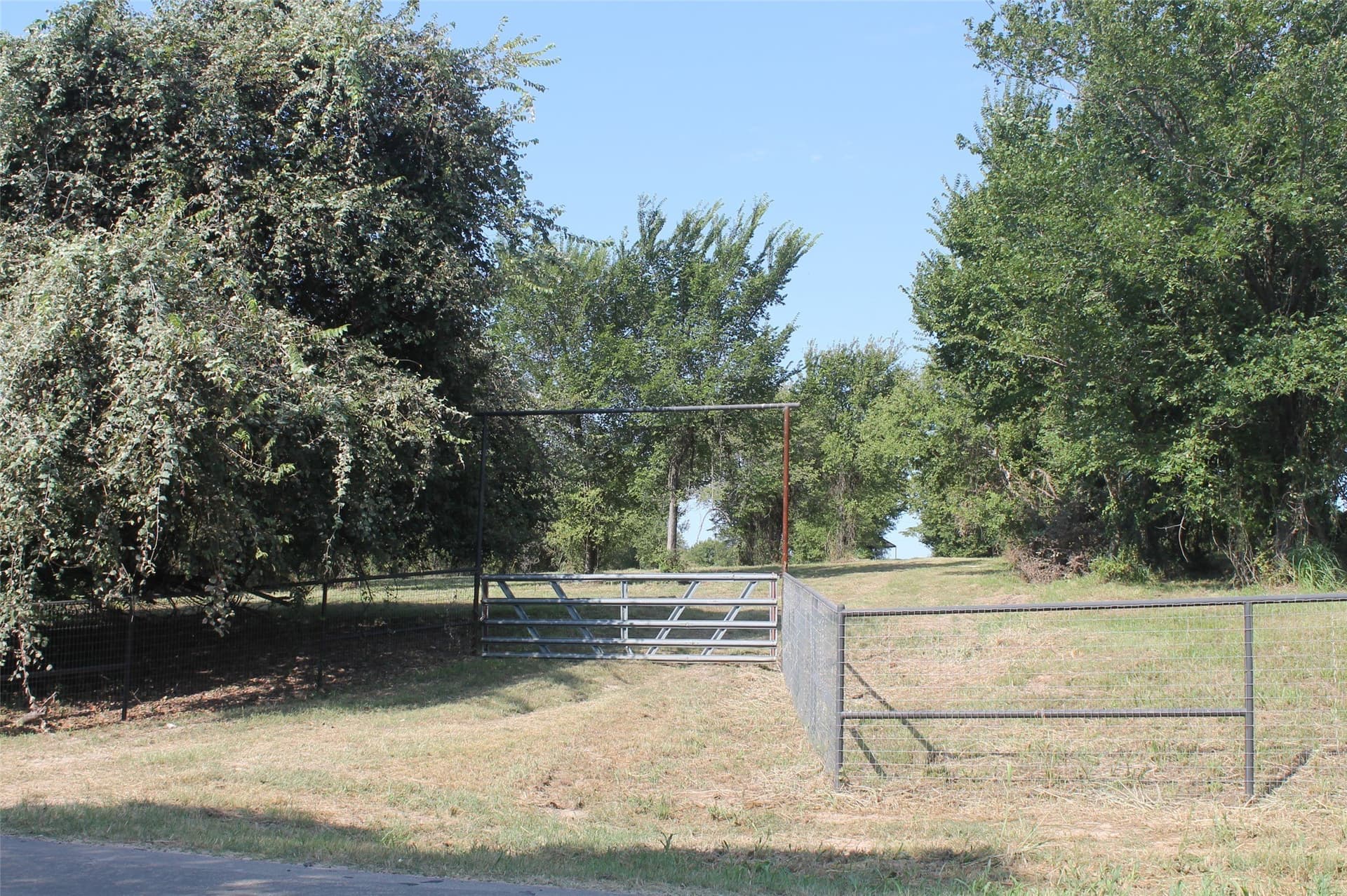 8.36 acres in Parker County - photo 3