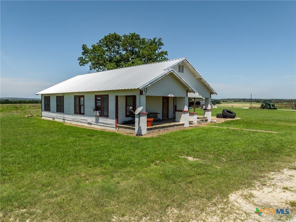 1,567 acres in Hamilton County - photo 4