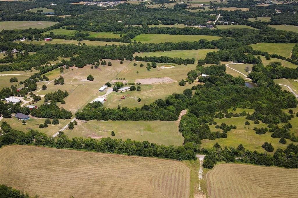 1.33 acres in Grayson County featured view