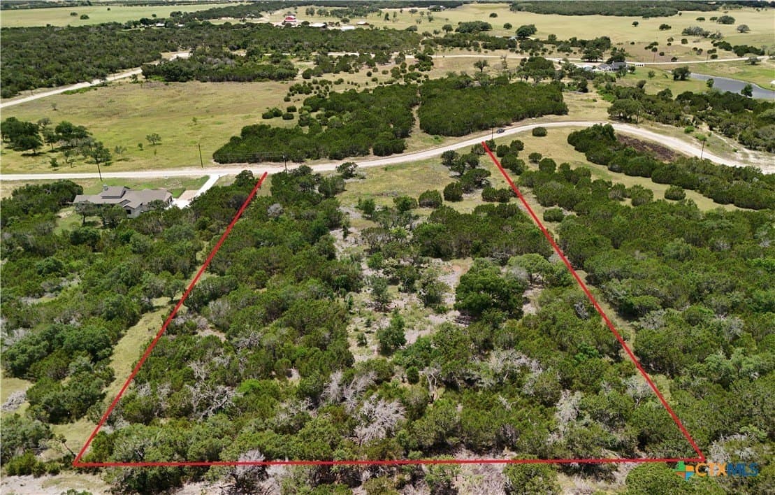 5.48 acres in Burnet County gallery image 3