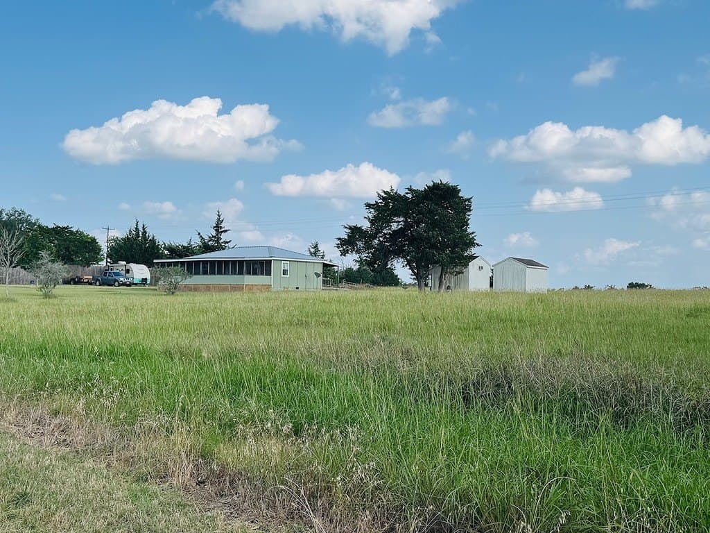 13.4 acres in Fayette County - photo 17