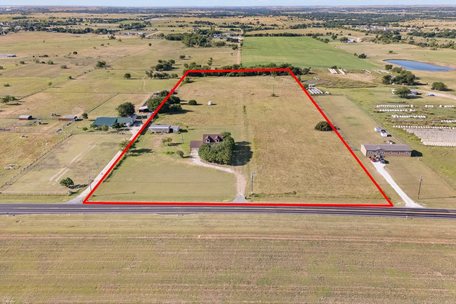 11.57 acres in Johnson County