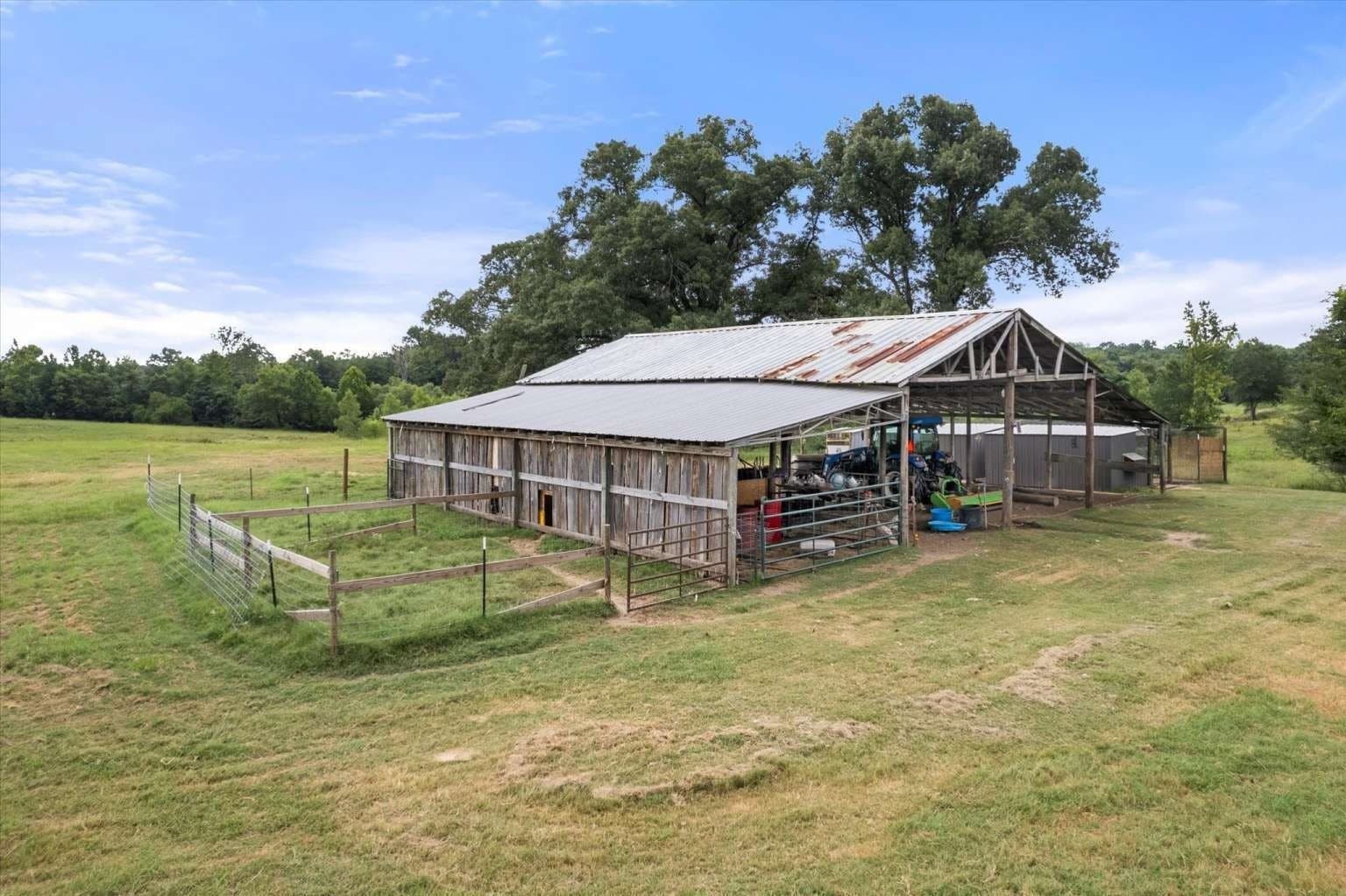 57.6 acres in Franklin (TX) County - photo 13