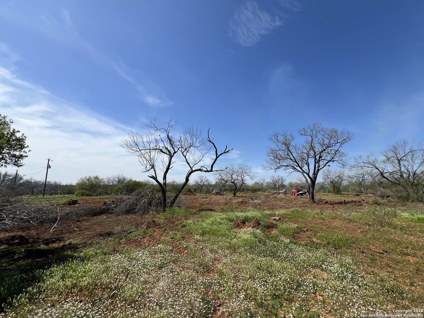 5.01 acres in Frio County - photo 2