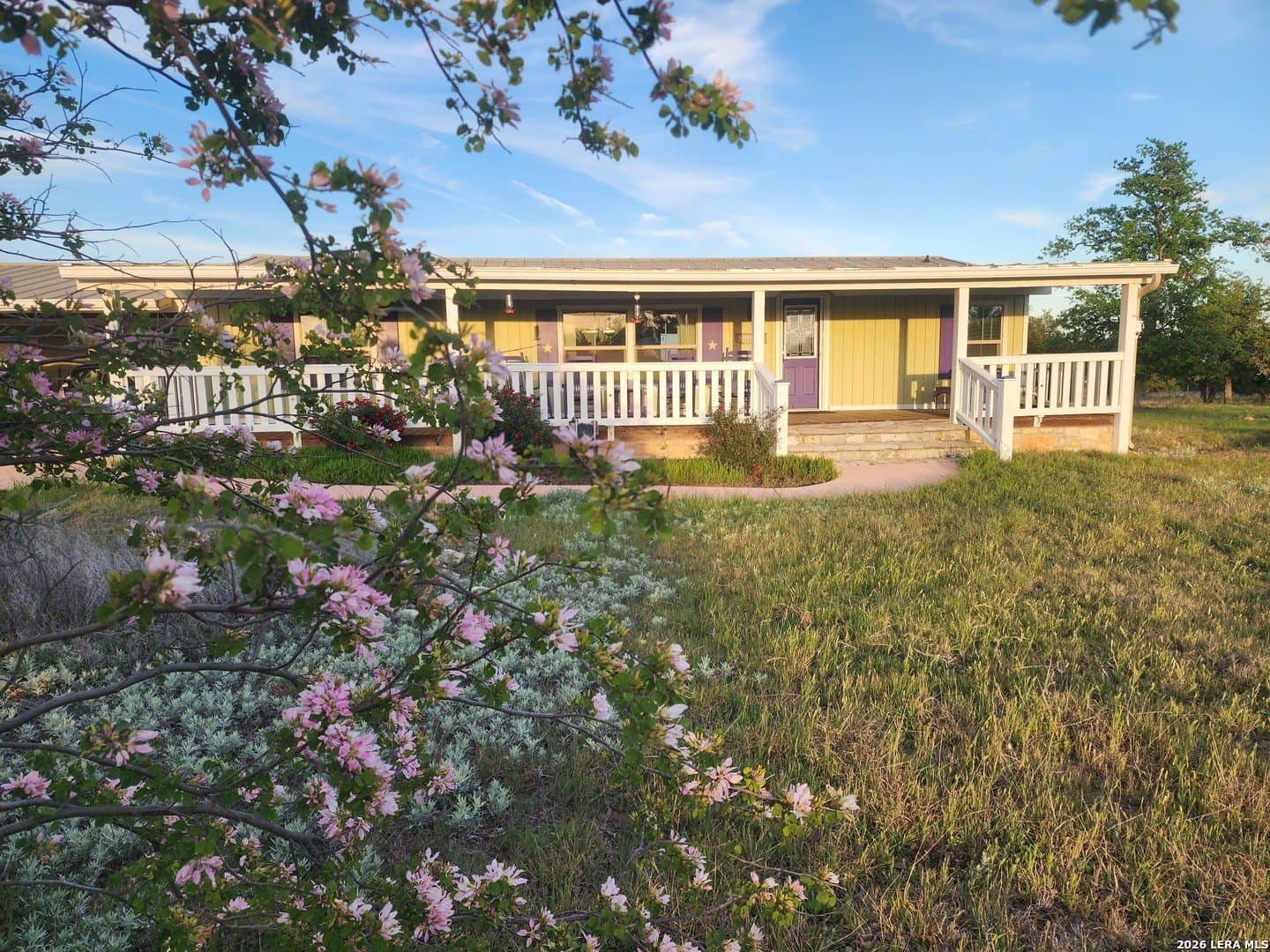 22.01 acres in Gillespie County gallery image 3