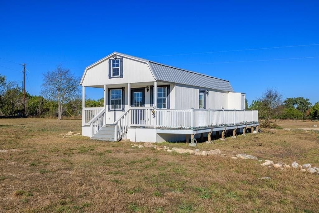 10 acres in Blanco County