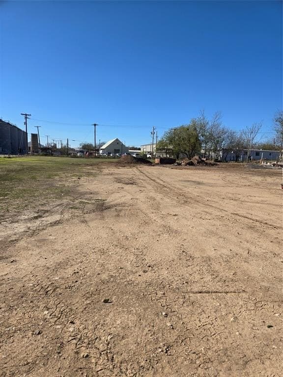 1 acres in Comanche County gallery image 2