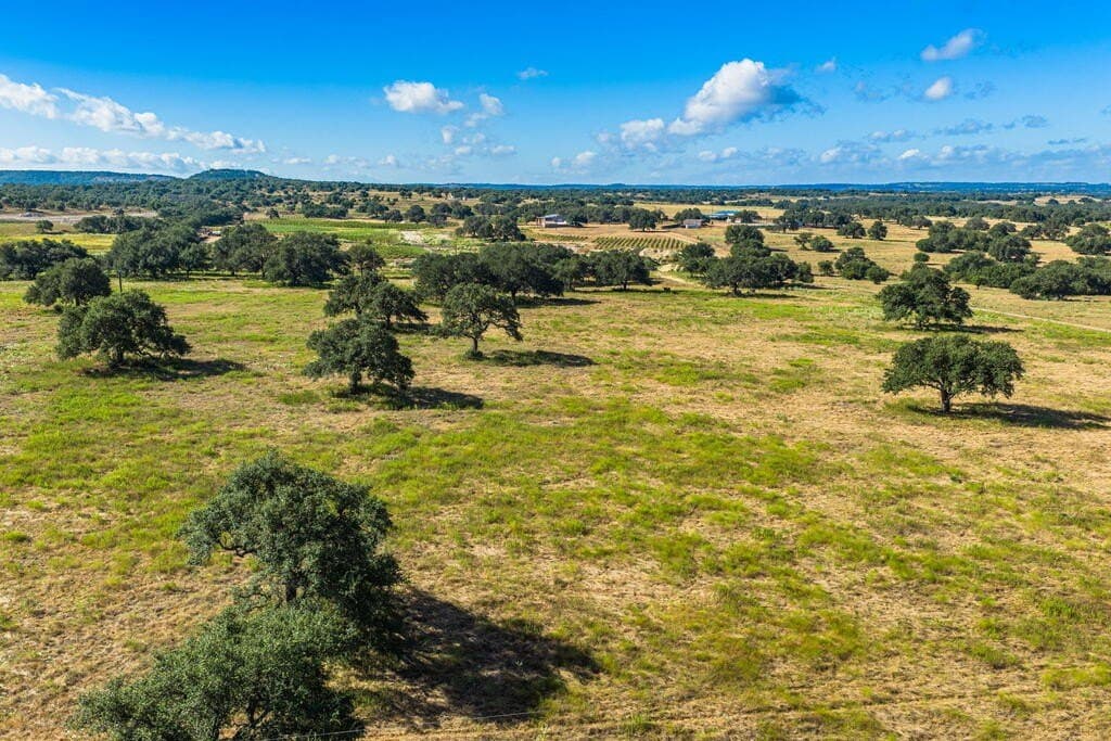 40 acres in Blanco County - photo 5