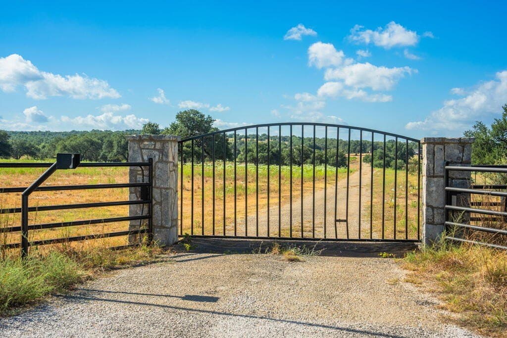 40 acres in Blanco County - photo 27