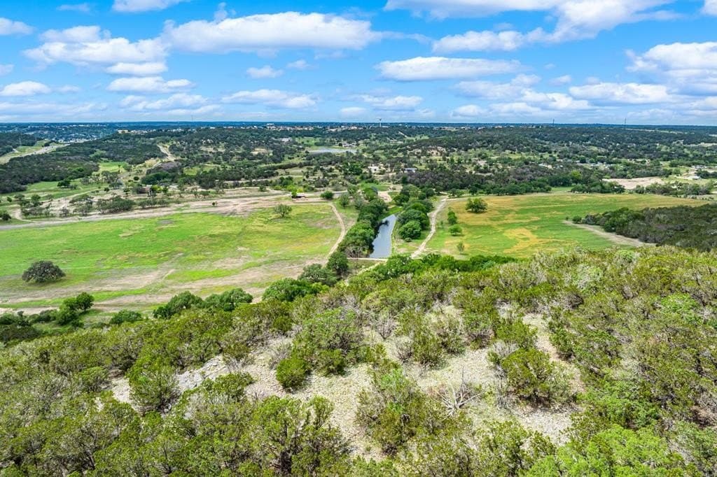 30.17 acres in Kerr County