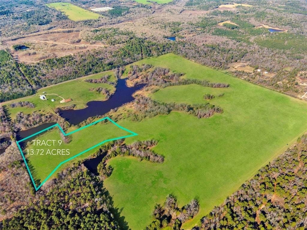 13.71 acres in Wood County