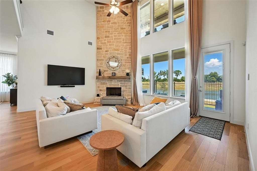 5,967 acres in Tarrant County gallery image 3