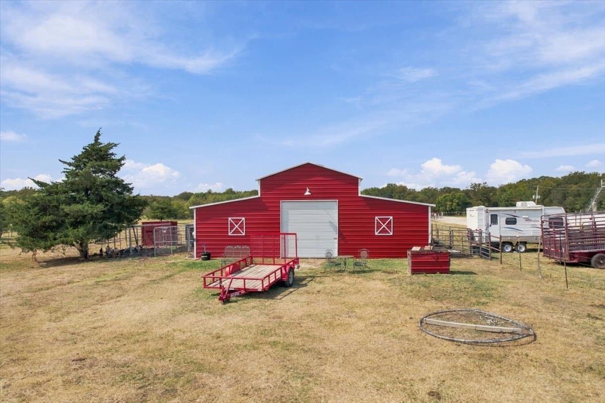 10.04 acres in Grayson County