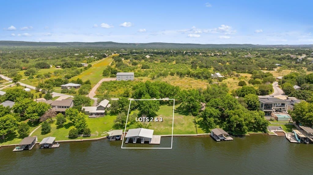 0.33 acres in Llano County gallery image 2