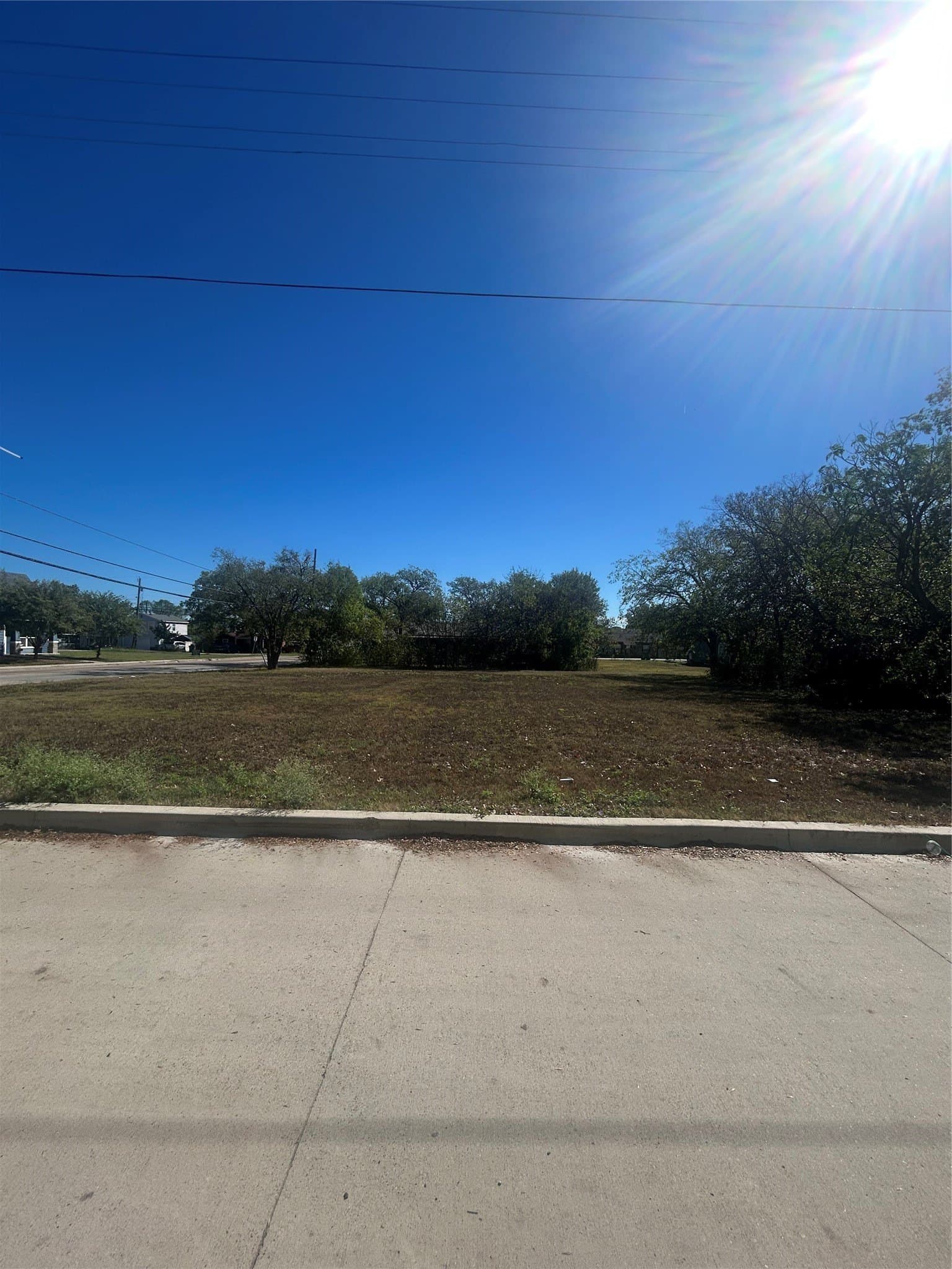 0.28 acres in Ellis County - photo 4