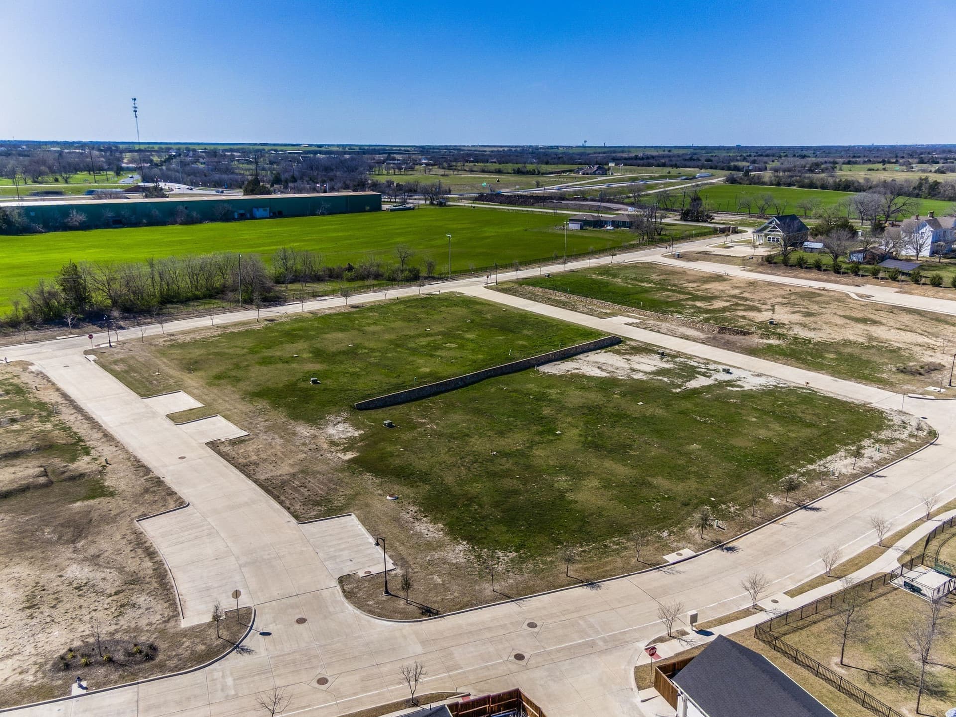 0.66 acres in Ellis County - photo 10