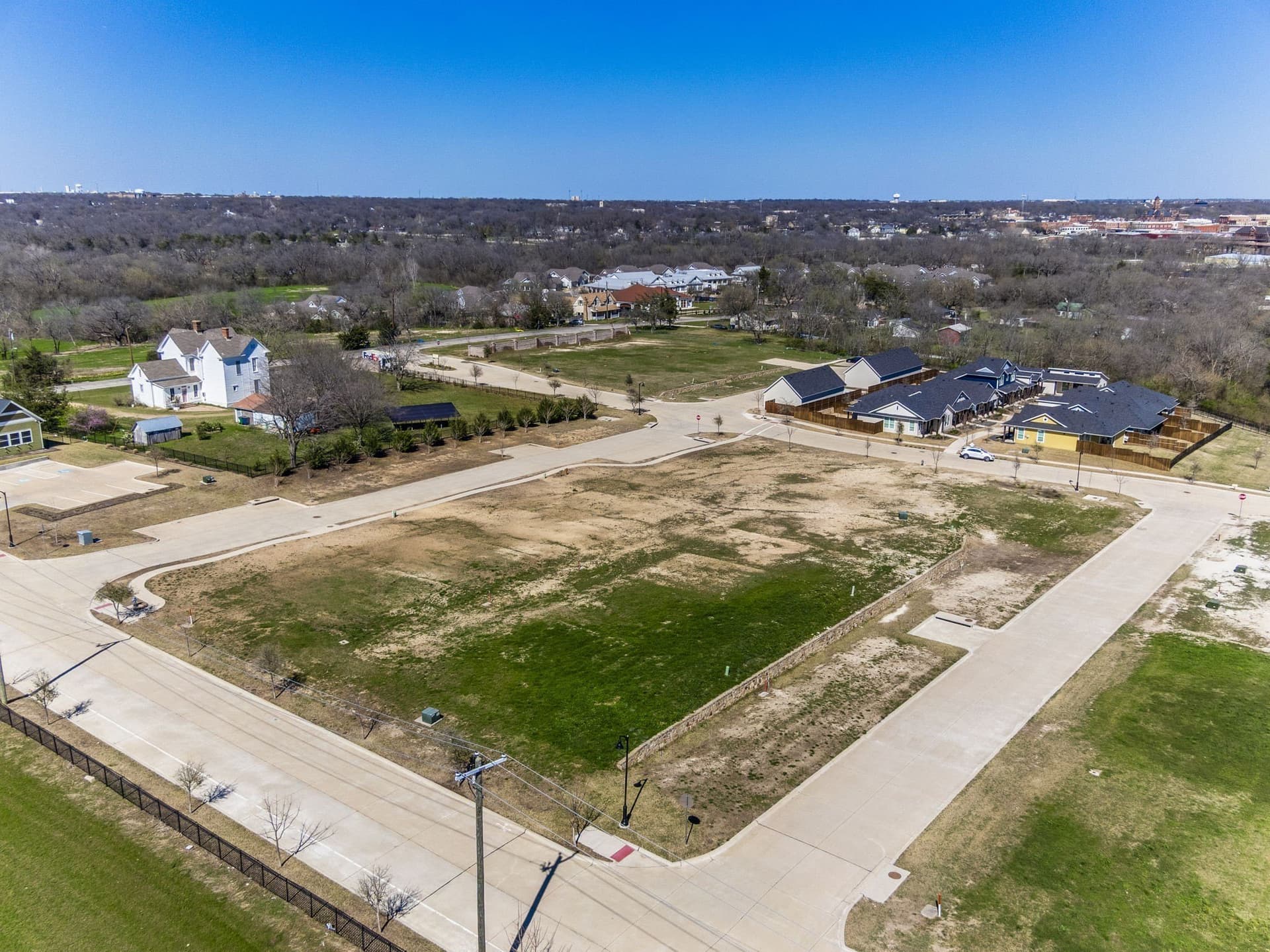 0.66 acres in Ellis County - photo 8