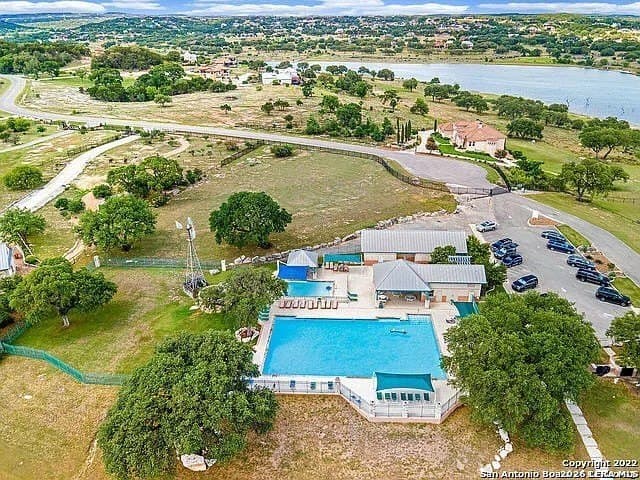 1.01 acres in Comal County - photo 6