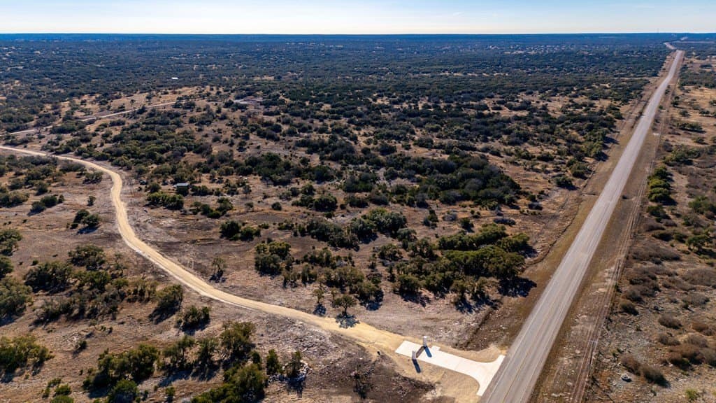 12 acres in Kerr County gallery image 2