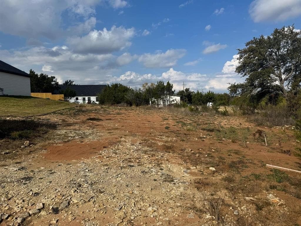 1.25 acres in Hood County gallery image 4