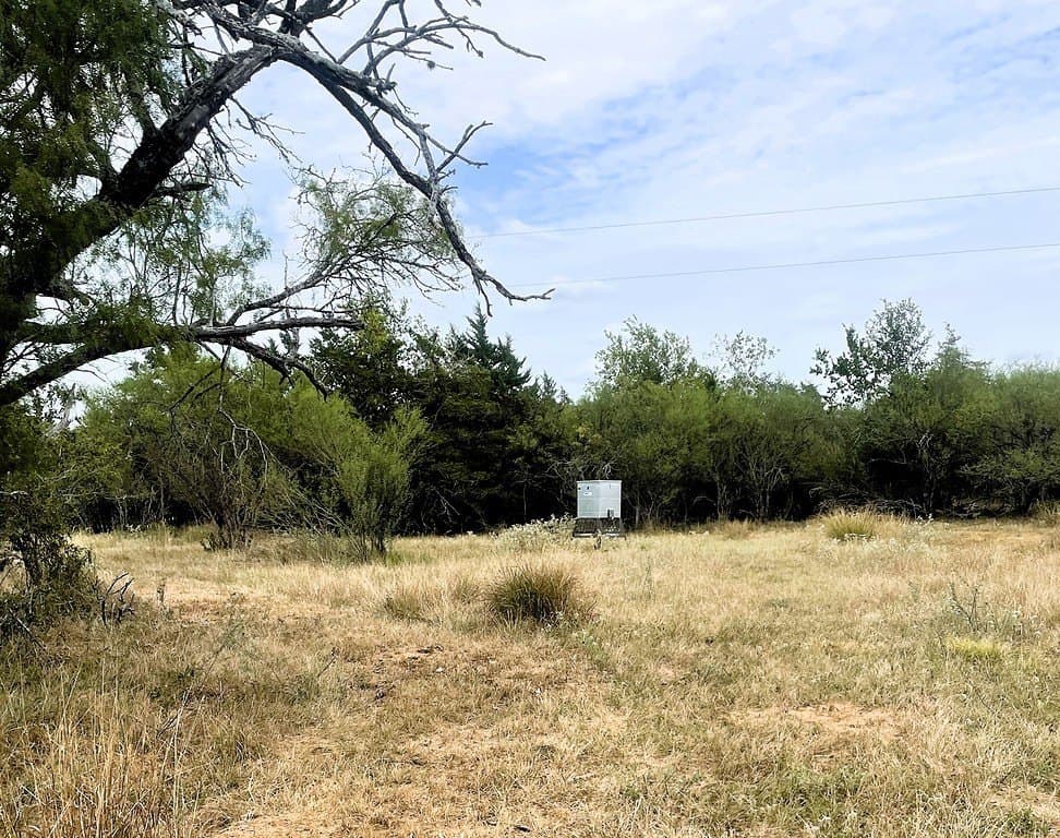 19.05 acres in Lavaca County - photo 13