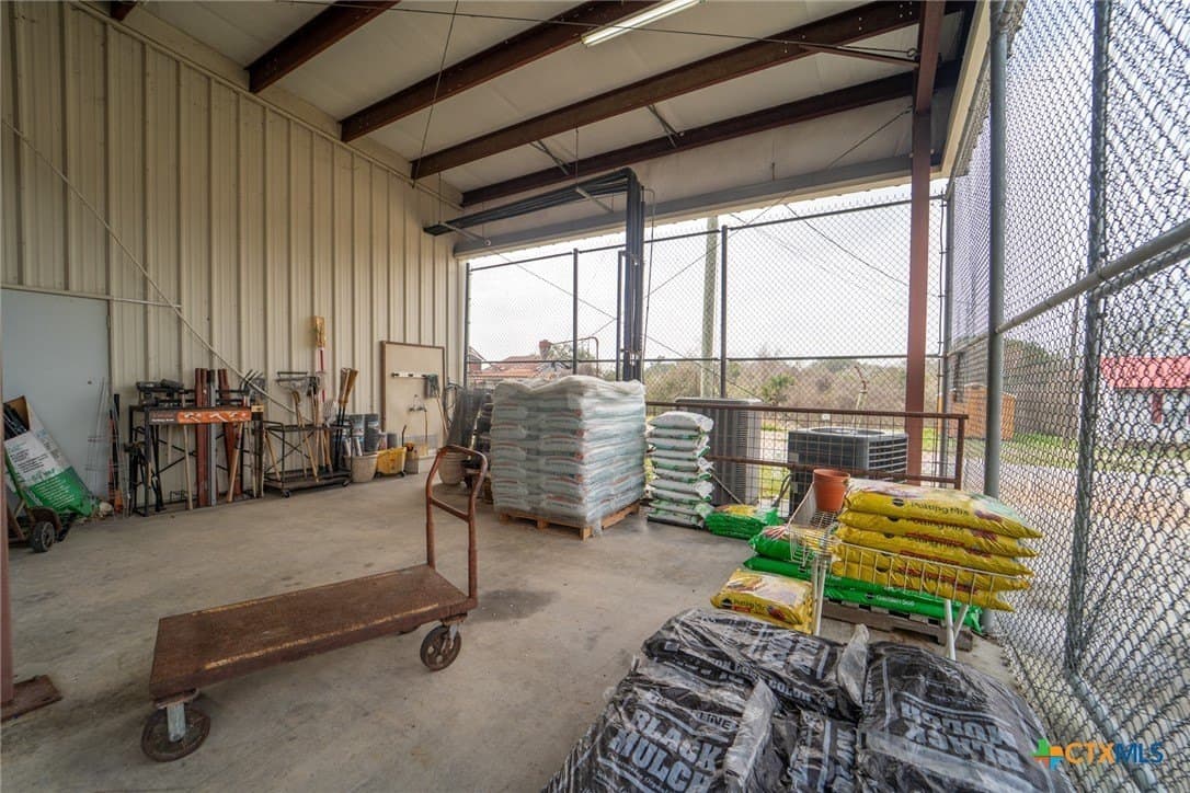 10 acres in Goliad County - photo 21