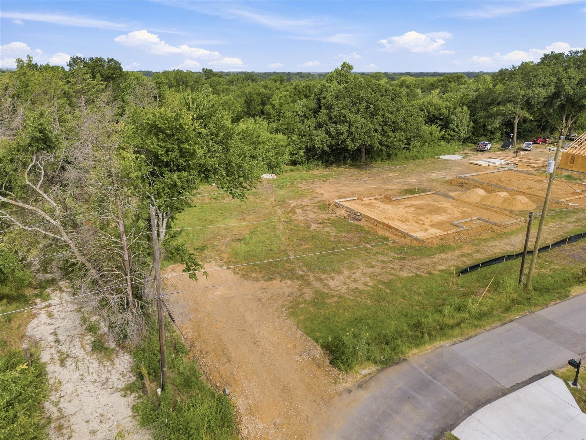 0.34 acres in Kaufman County - photo 5