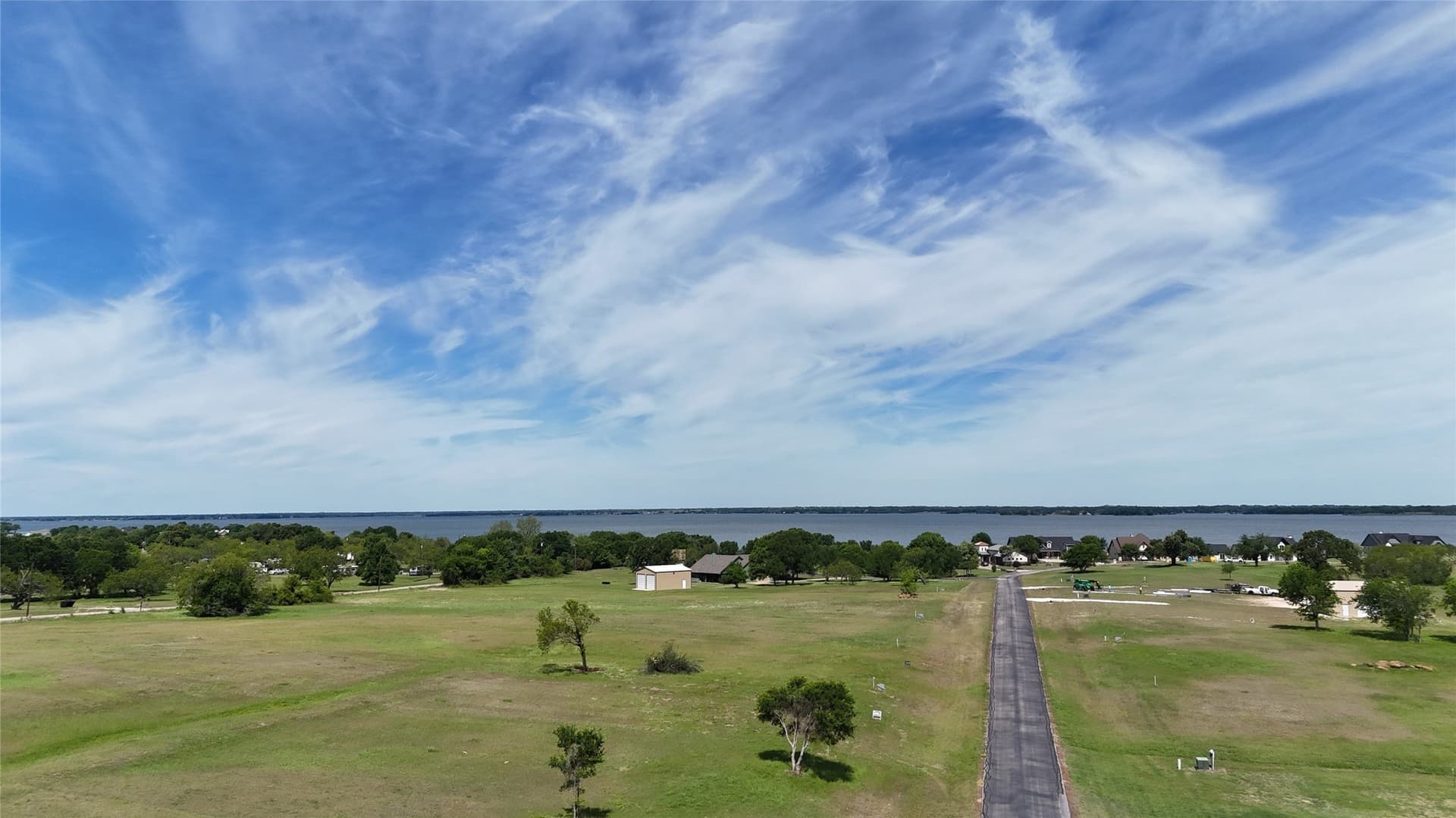1.01 acres in Navarro County gallery image 3