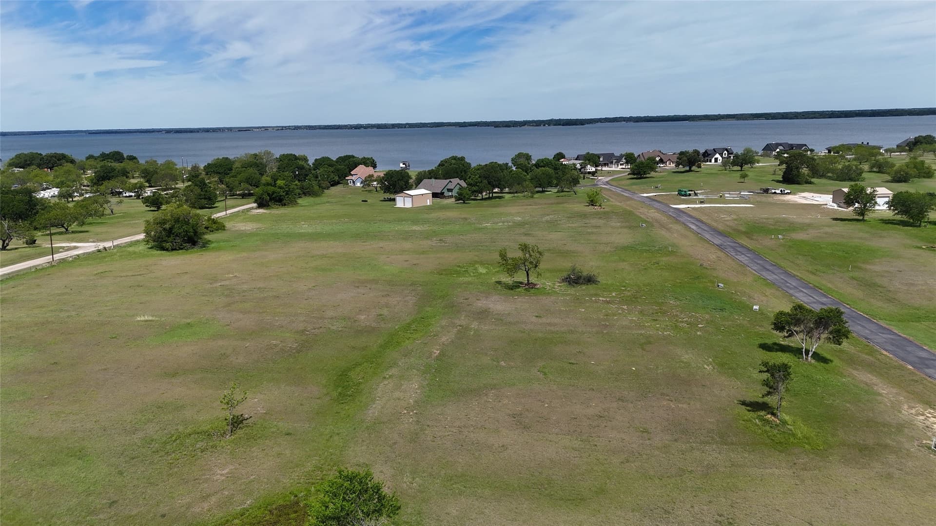 1.01 acres in Navarro County gallery image 4