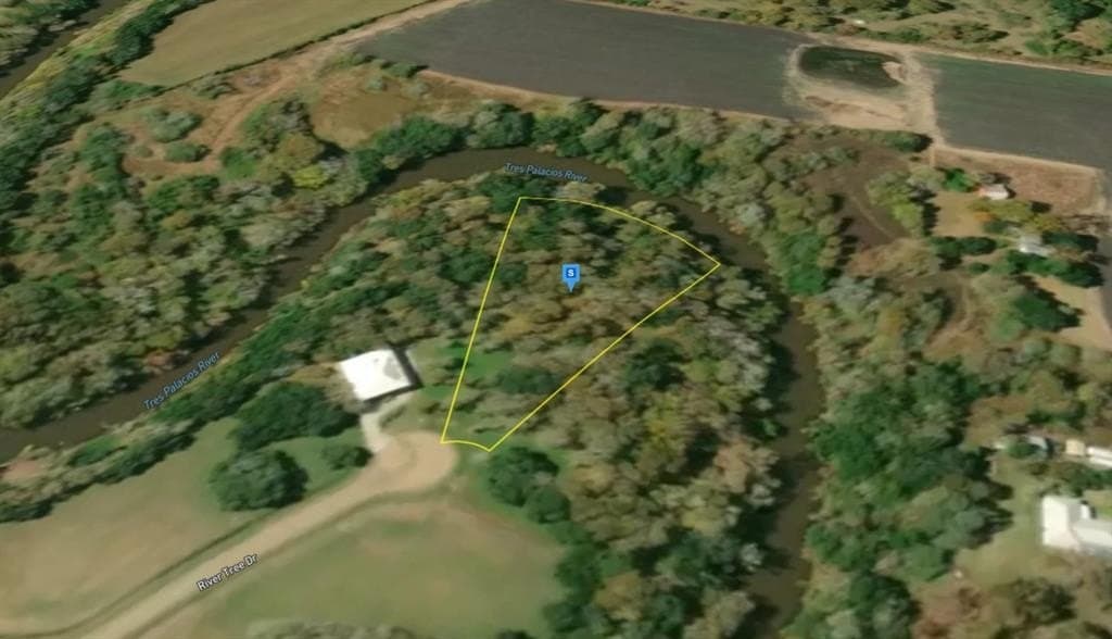 2.06 acres in Matagorda County gallery image 2