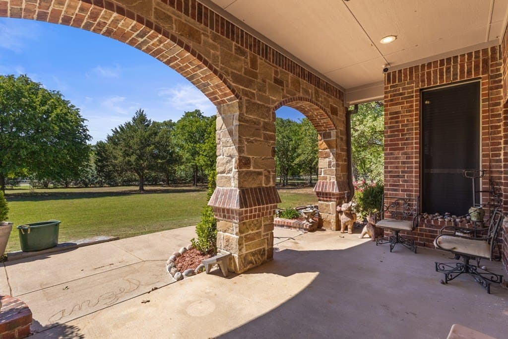 4 acres in Henderson County gallery image 3