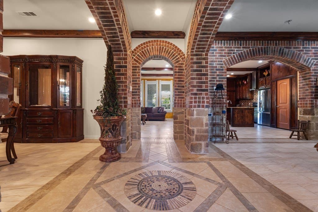 4 acres in Henderson County gallery image 4