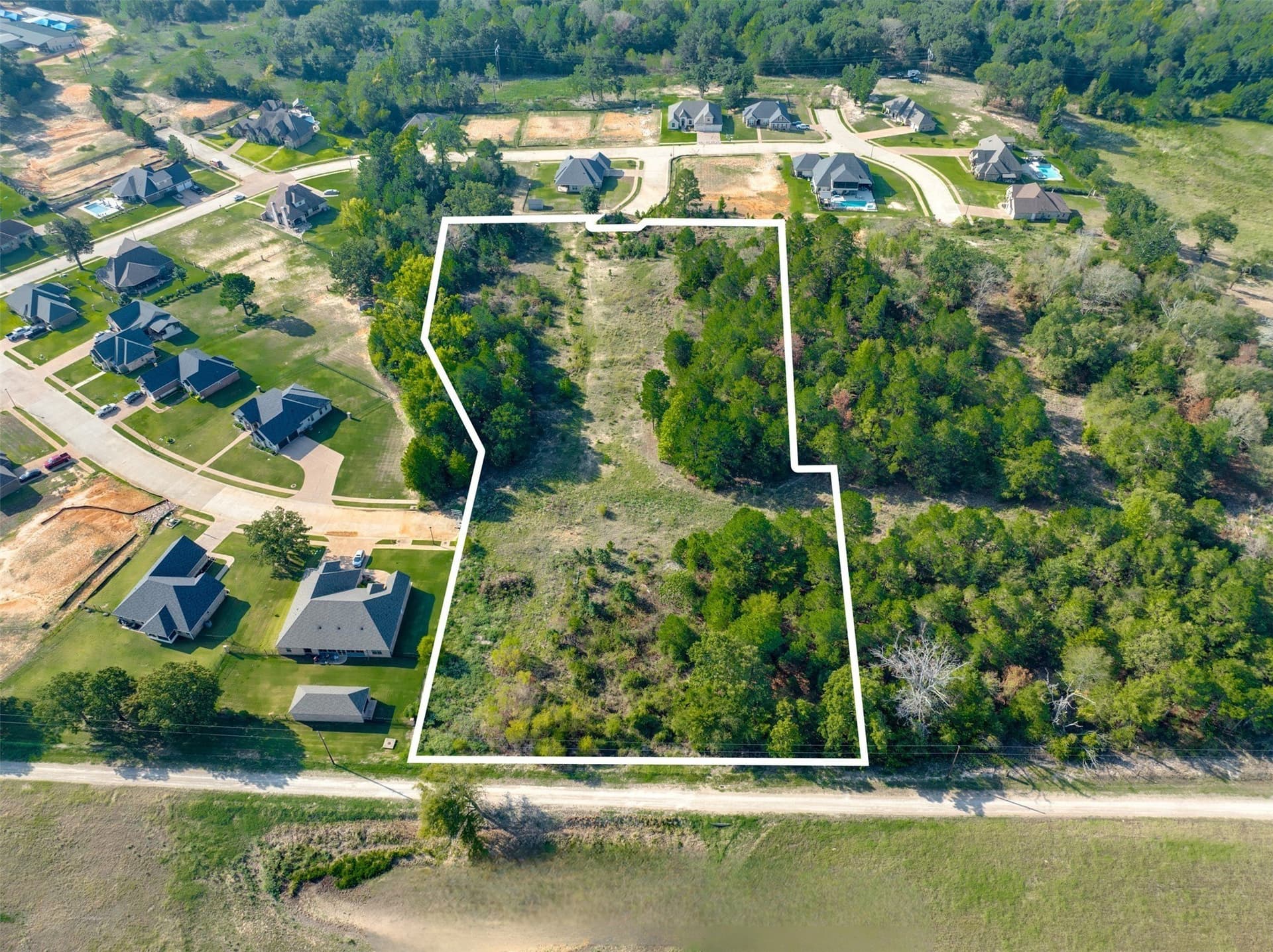 4.1 acres in Smith County - photo 4