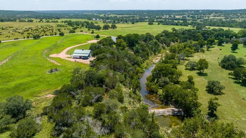 19.99 acres in Gillespie County