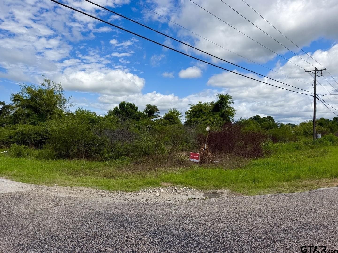 2.63 acres in Smith County