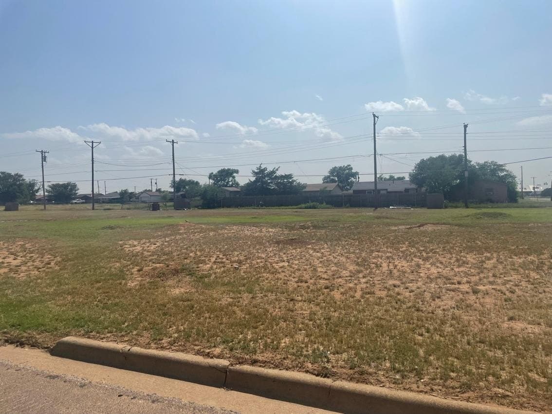 0.31 acres in Lubbock County - photo 3
