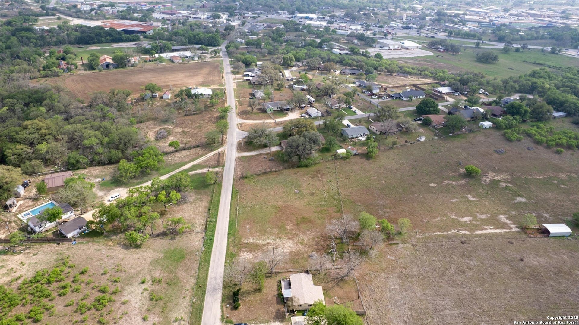 0.5 acres in Wilson County - photo 9