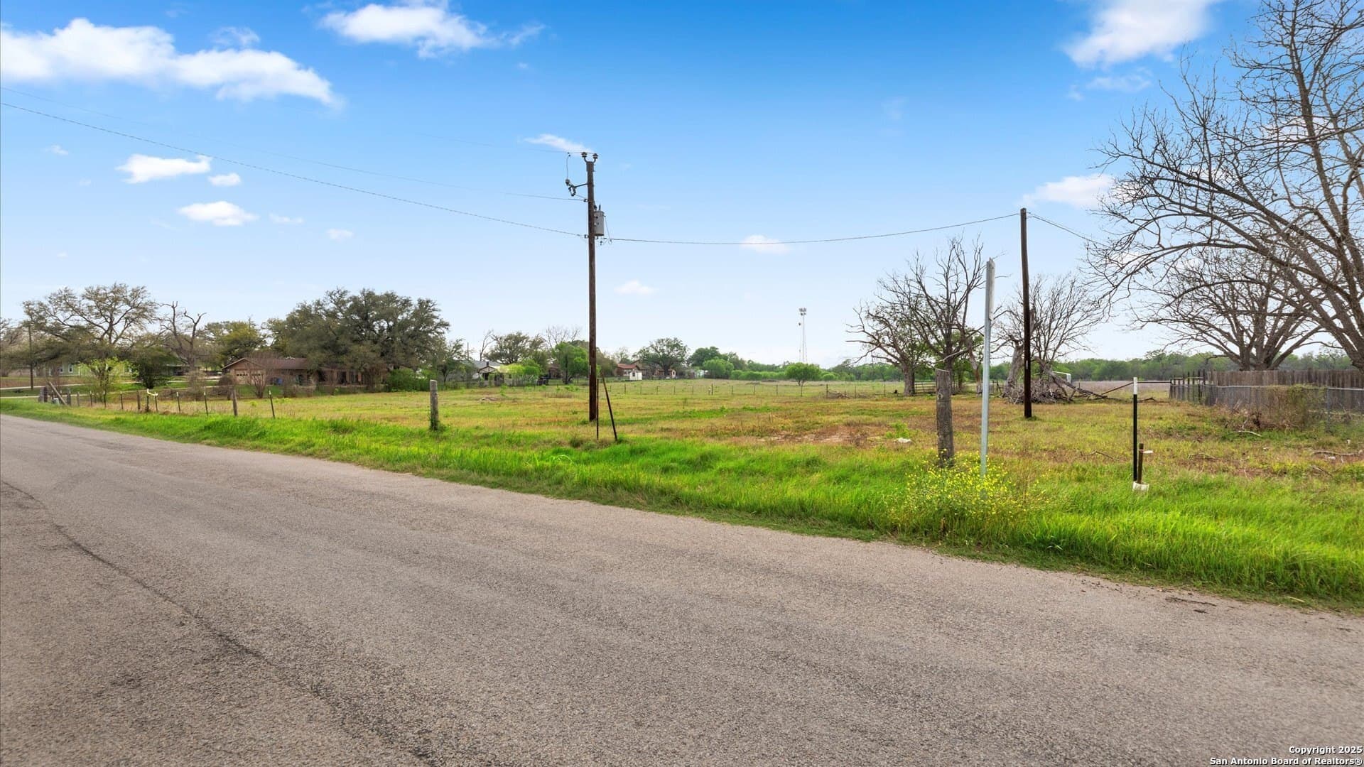0.5 acres in Wilson County - photo 8