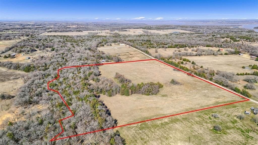 25.53 acres in Grayson County gallery image 2