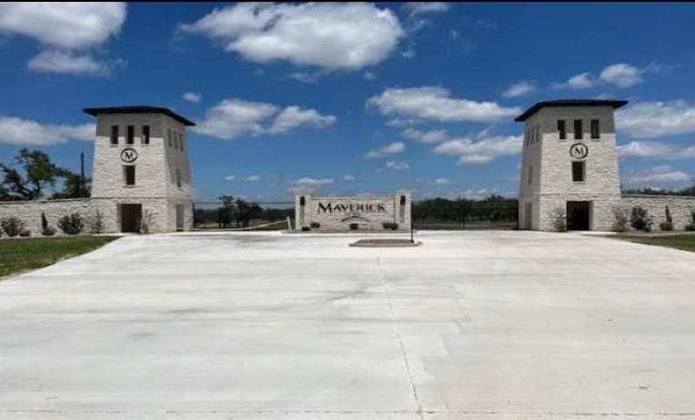 5.61 acres in Gillespie County - photo 17