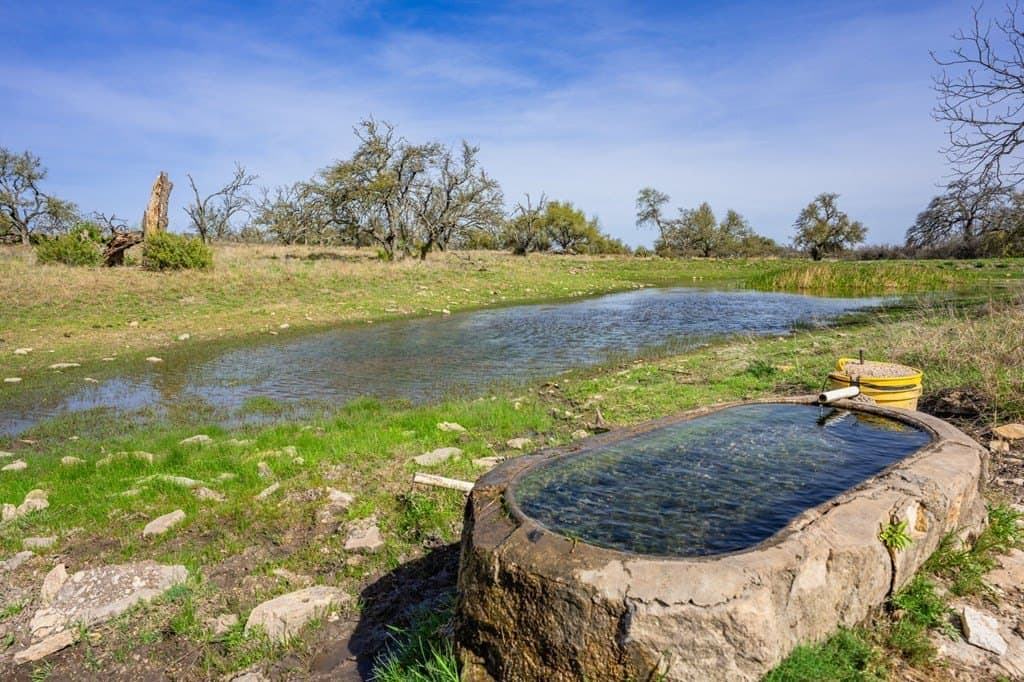 5.61 acres in Gillespie County - photo 3